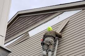 Best Vinyl Siding Installation  in Clarksdale, MS